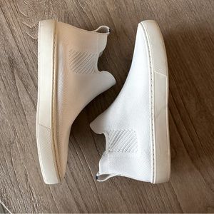Rothy’s Women’s The Chelsea Ankle Boot Sneaker in White - Size 7